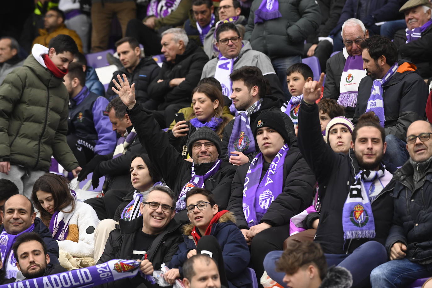 Fotos: Búscate en la grada del José Zorrilla (3/5)