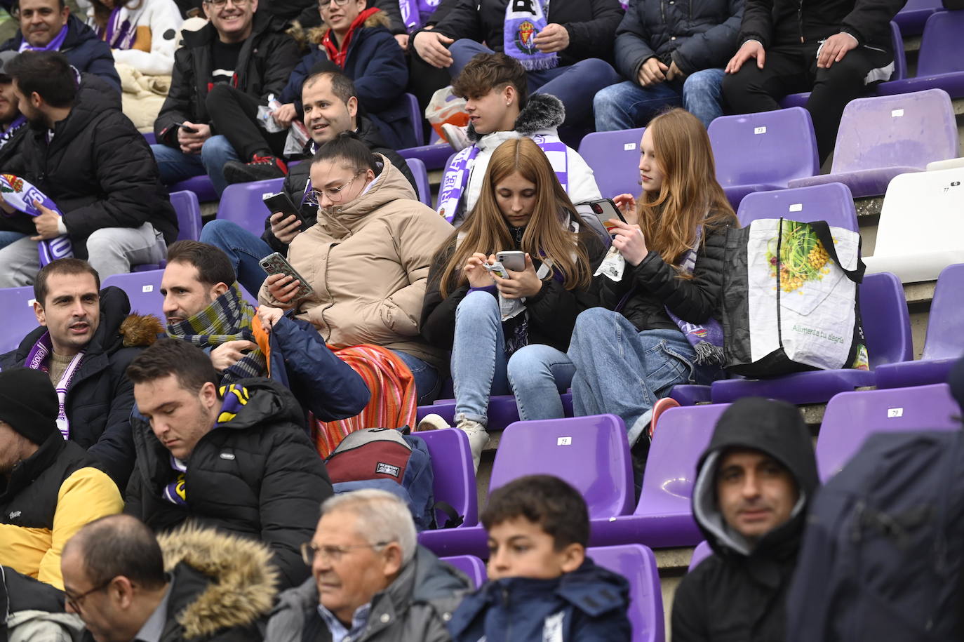 Fotos: Búscate en la grada del José Zorrilla (3/5)