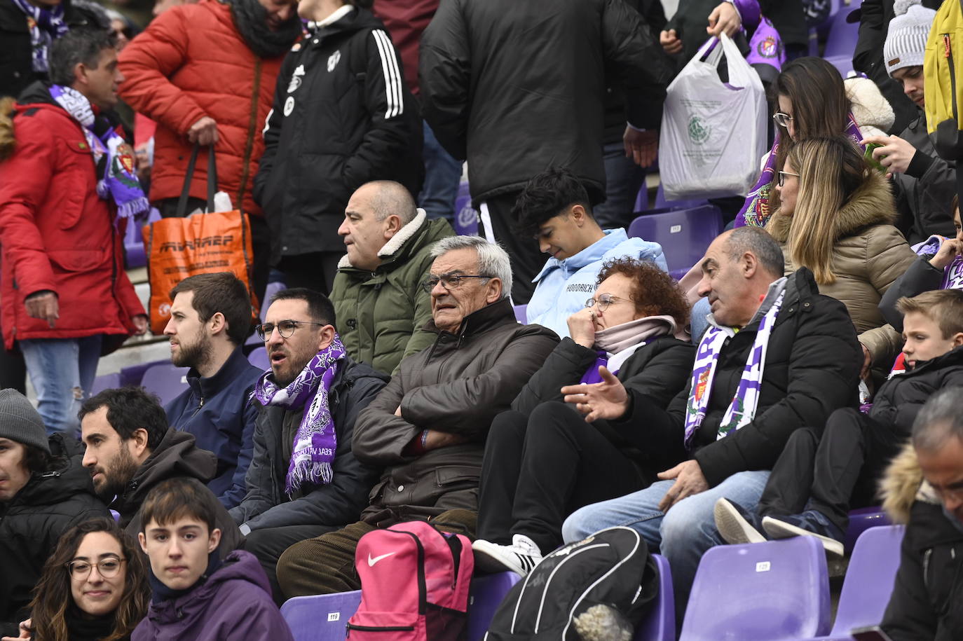 Fotos: Búscate en la grada del José Zorrilla (3/5)