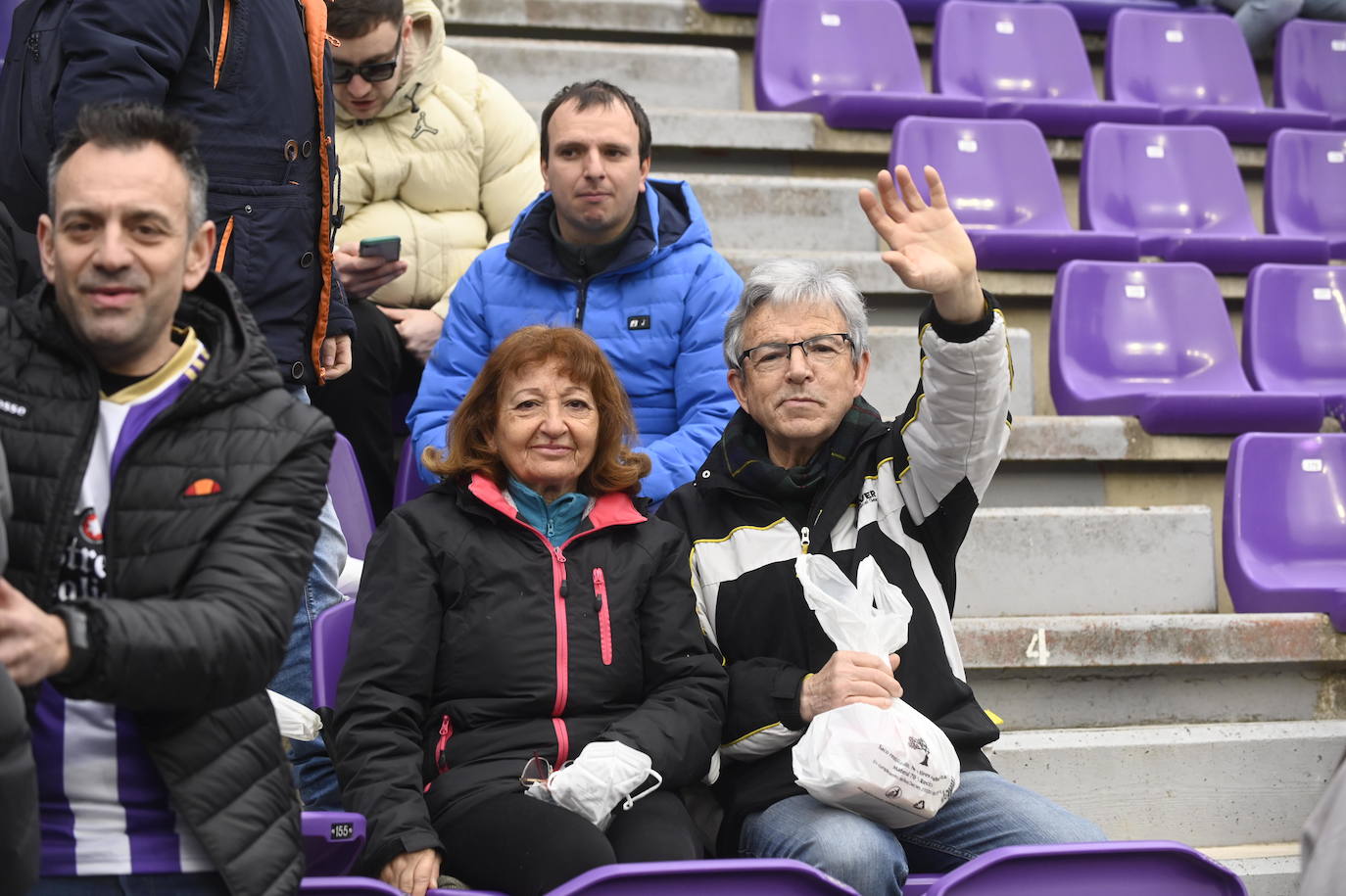 Fotos: Búscate en la grada del José Zorrilla (3/5)