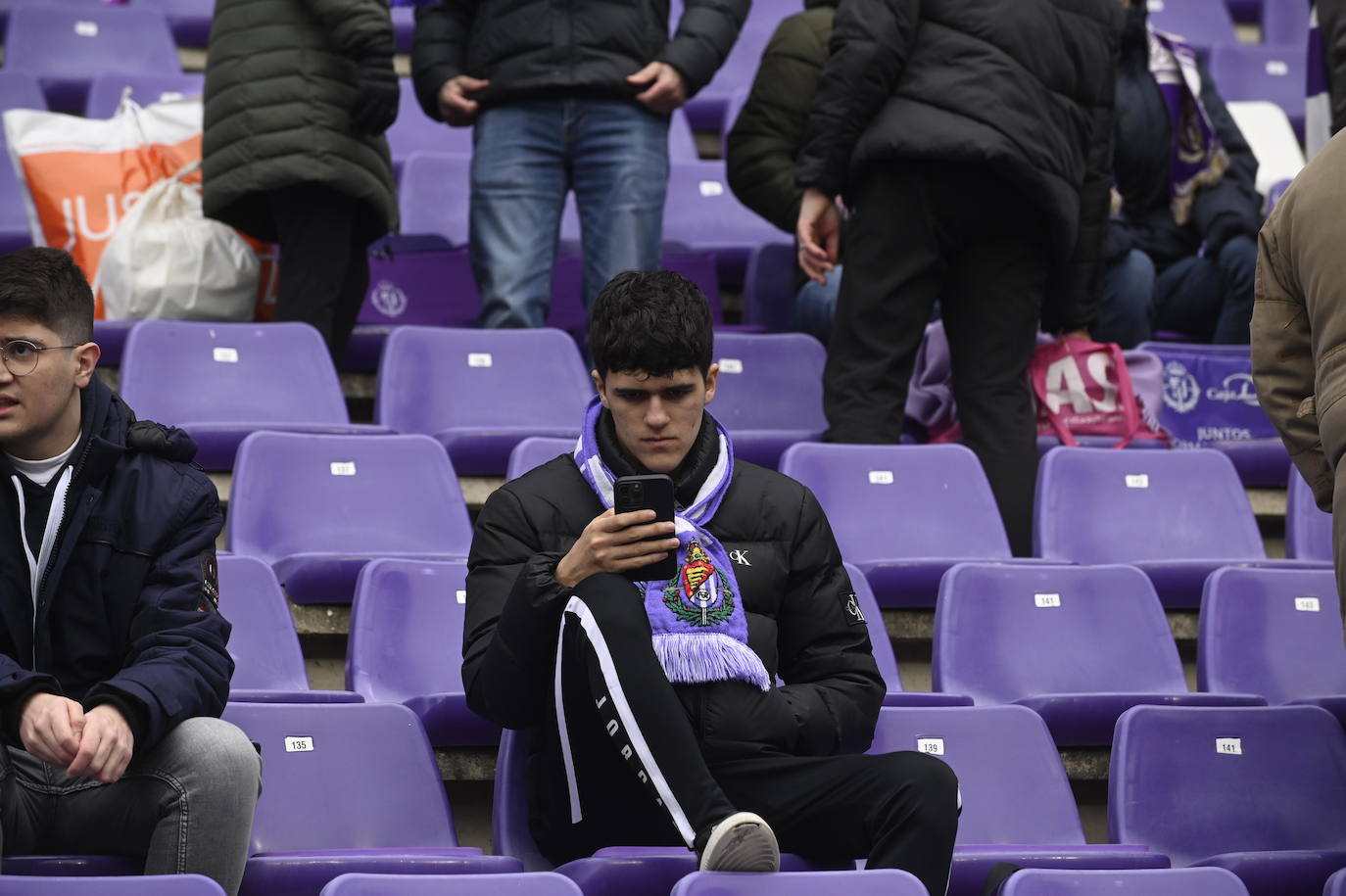 Fotos: Búscate en la grada del José Zorrilla (4/5)