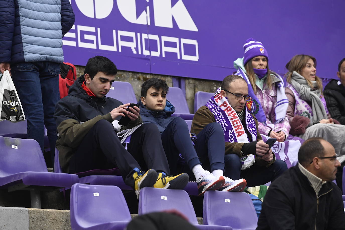 Fotos: Búscate en la grada del José Zorrilla (5/5)