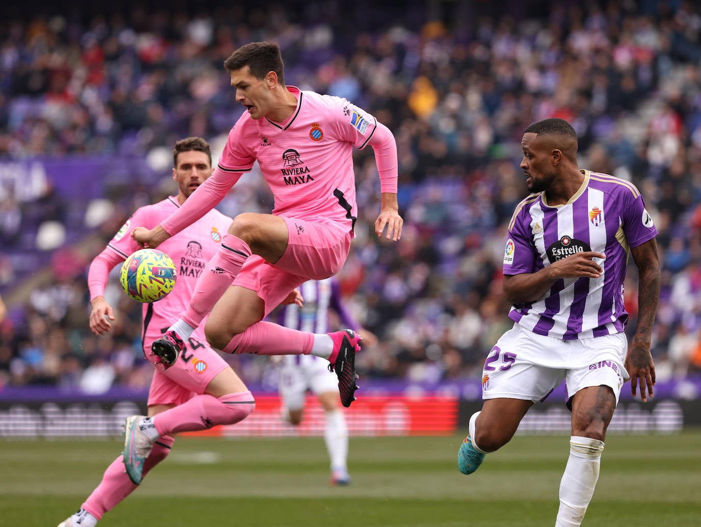 Fotos: Las imágenes del partido entre el Real Valladolid y el Espanyol