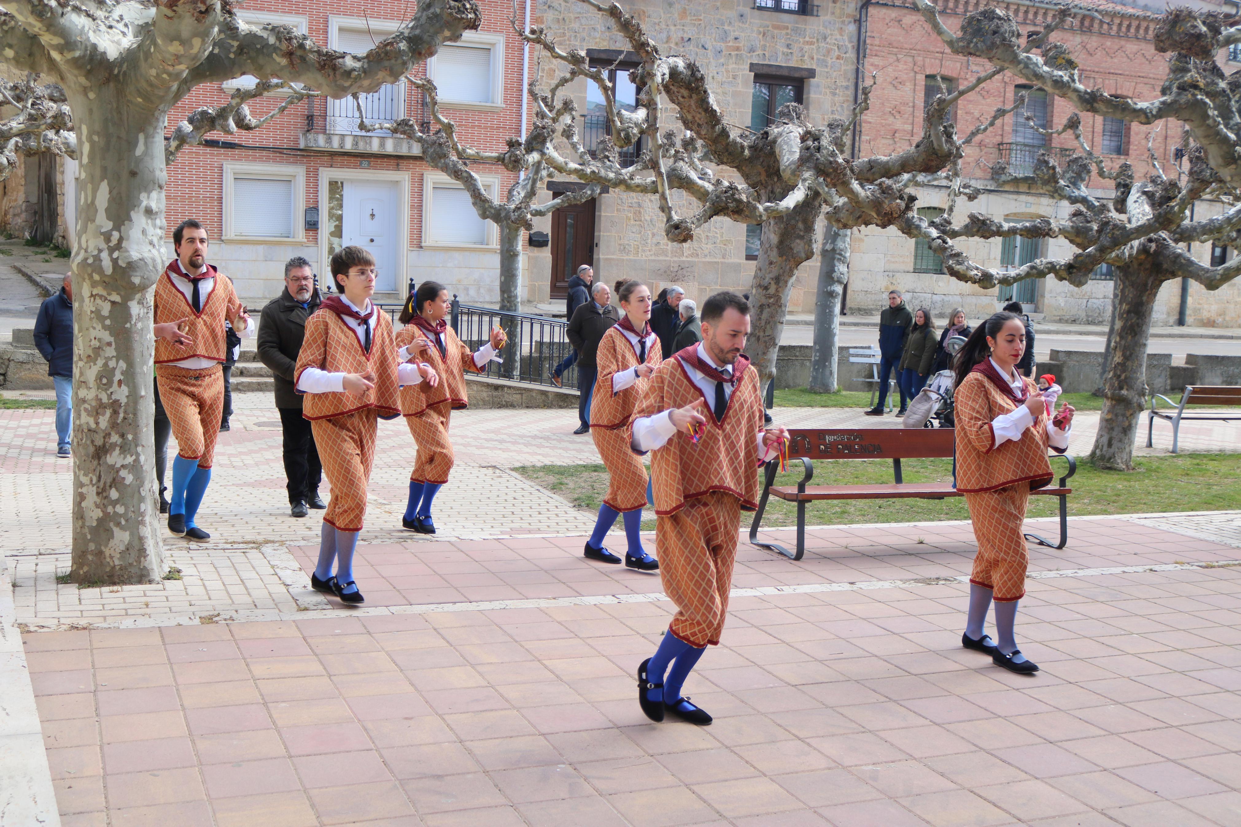 Villamediana celebra con todos los honores la fiesta de Santo Tomás