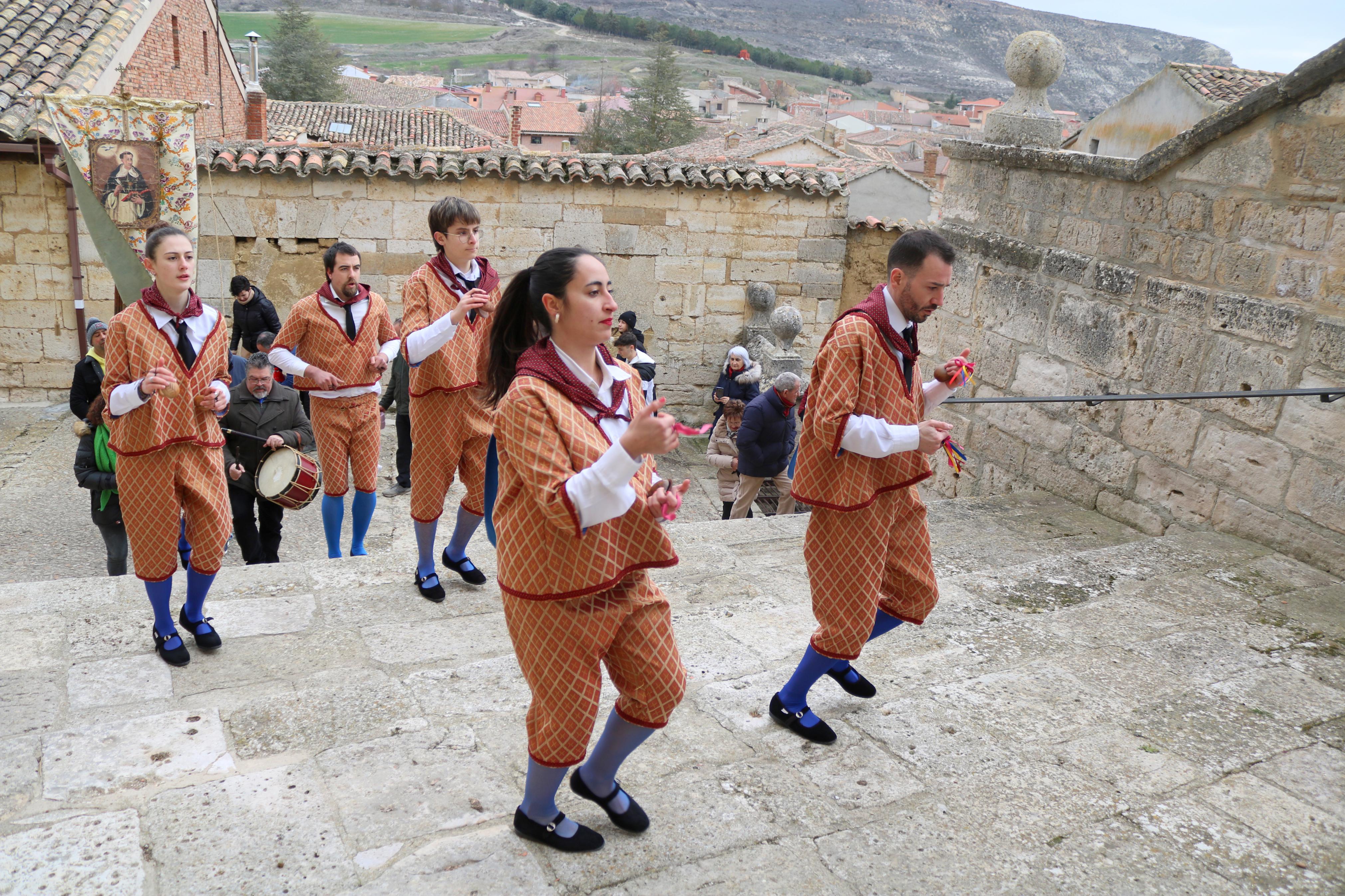 Villamediana celebra con todos los honores la fiesta de Santo Tomás