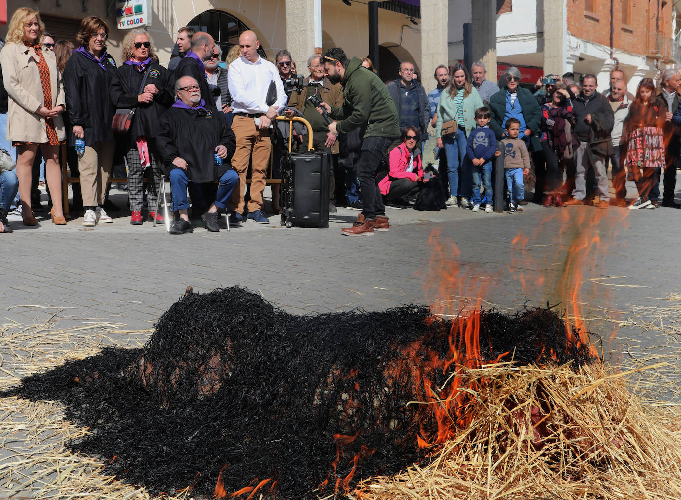 Fotos: Tradición y fiesta se aúnan en Villada en torno a la matanza