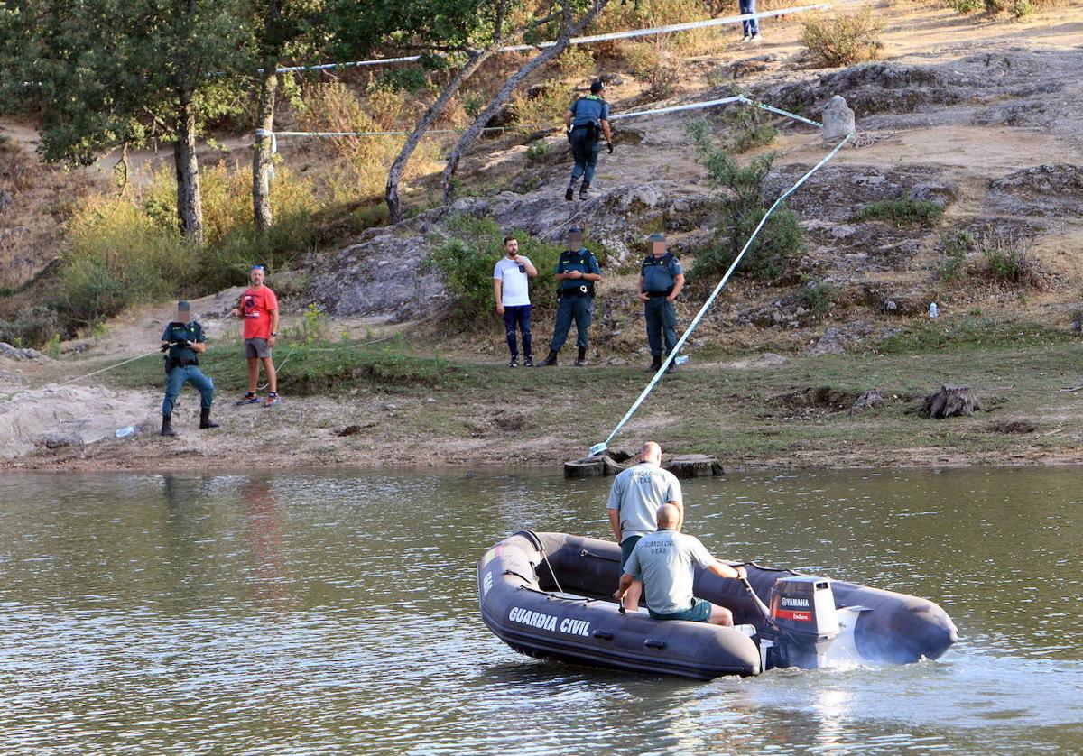 Labores de rescate en un caso de ahogamiento en el Pontón Alto.