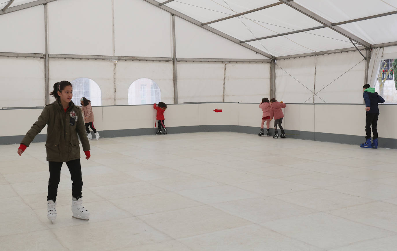 Sigue la Navidad en Palencia con la pista de hielo