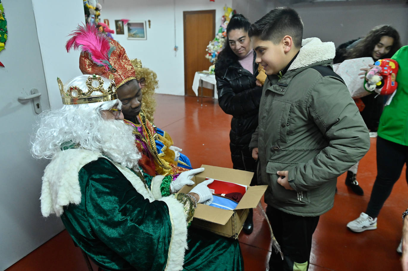 Las imágenes de la visita de los Reyes Magos a San Vicente de Paúl