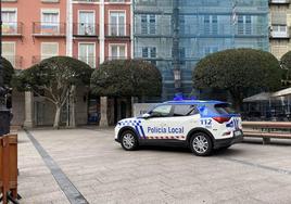 Coche de Policía Local en Burgos.