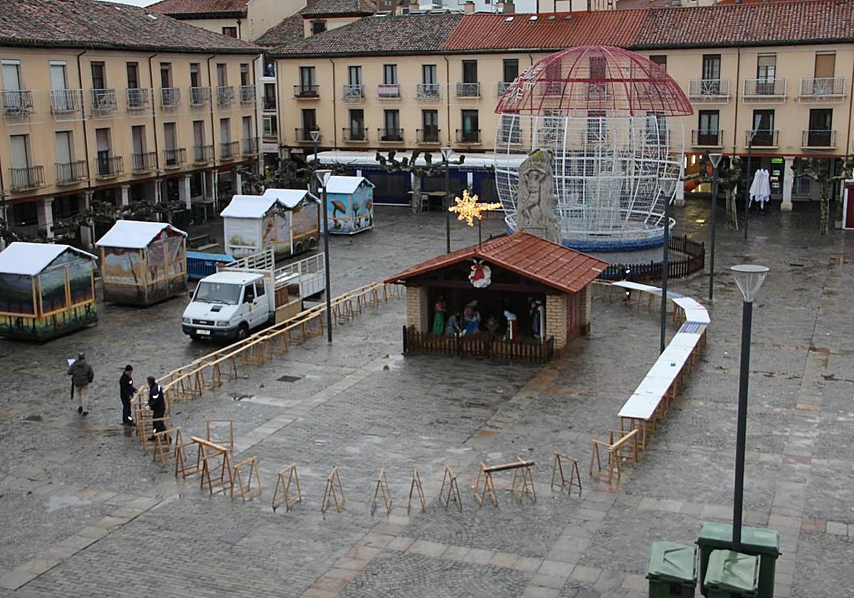 Montaje de las mesas para el reparto.