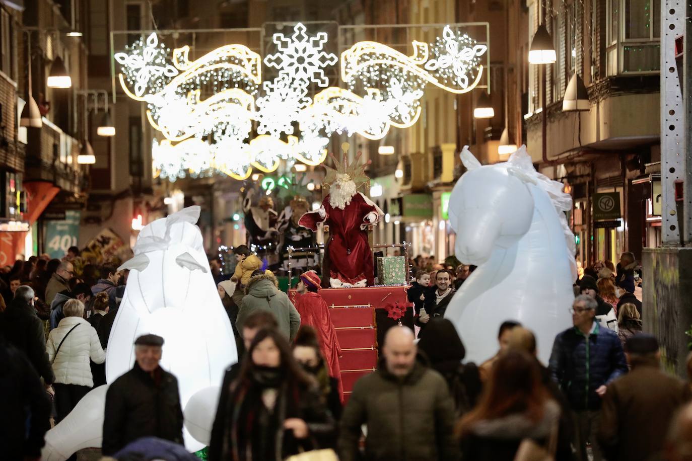 Las imágenes de la cabalgata de los Reyes Magos por Mantería