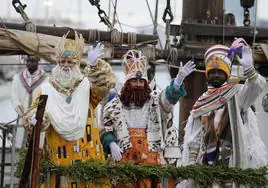 Los Reyes Magos, en un barco.