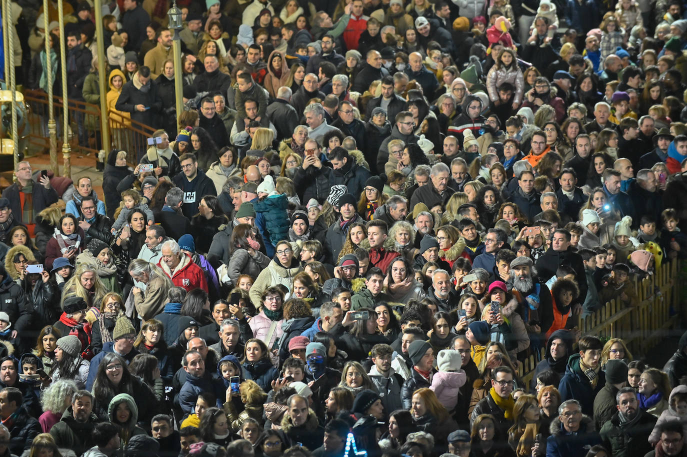 Las imágenes de la cabalgata de los Reyes Magos en Valladolid (3/4)