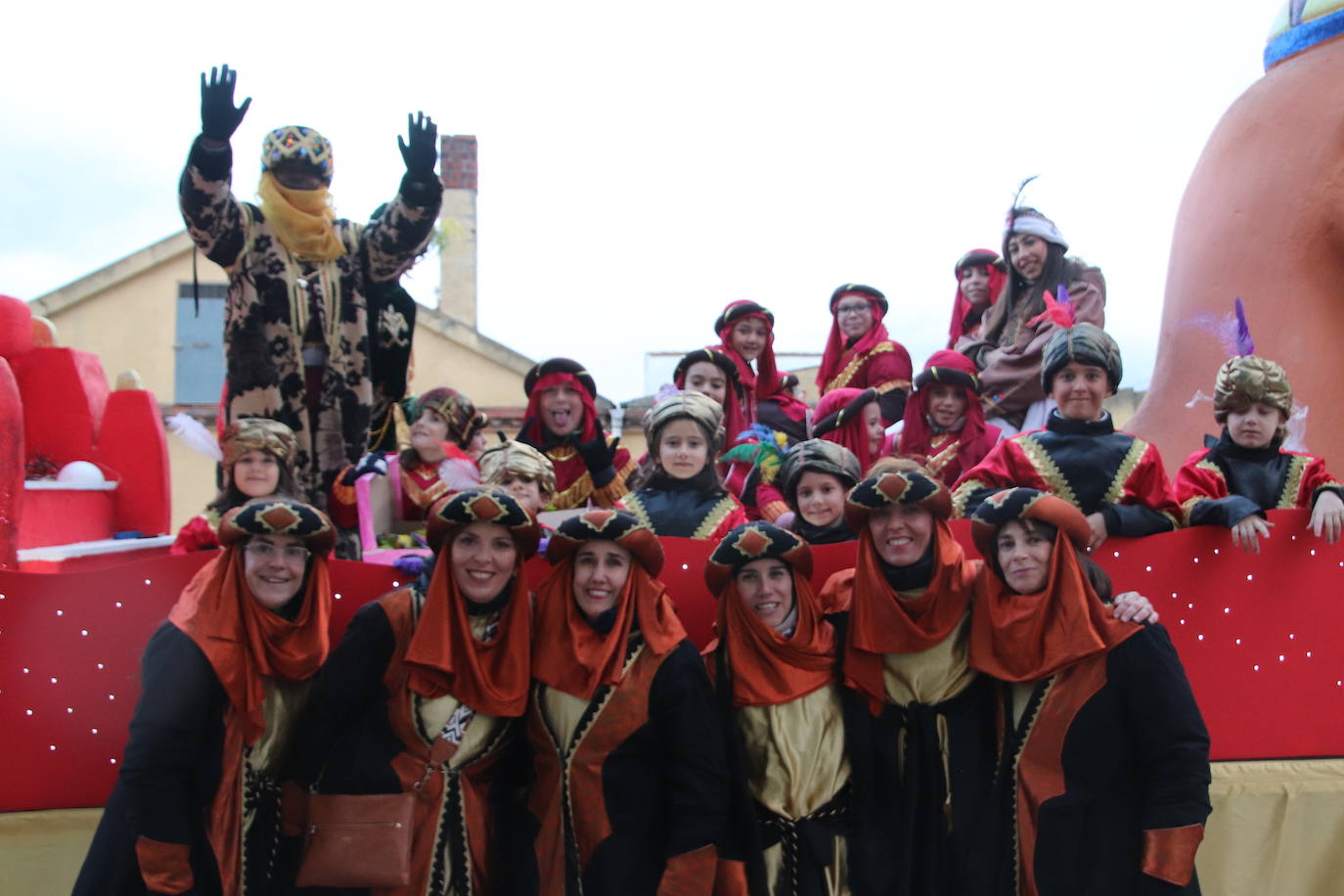 La Cabalgata de Reyes de Cuéllar, en imágenes