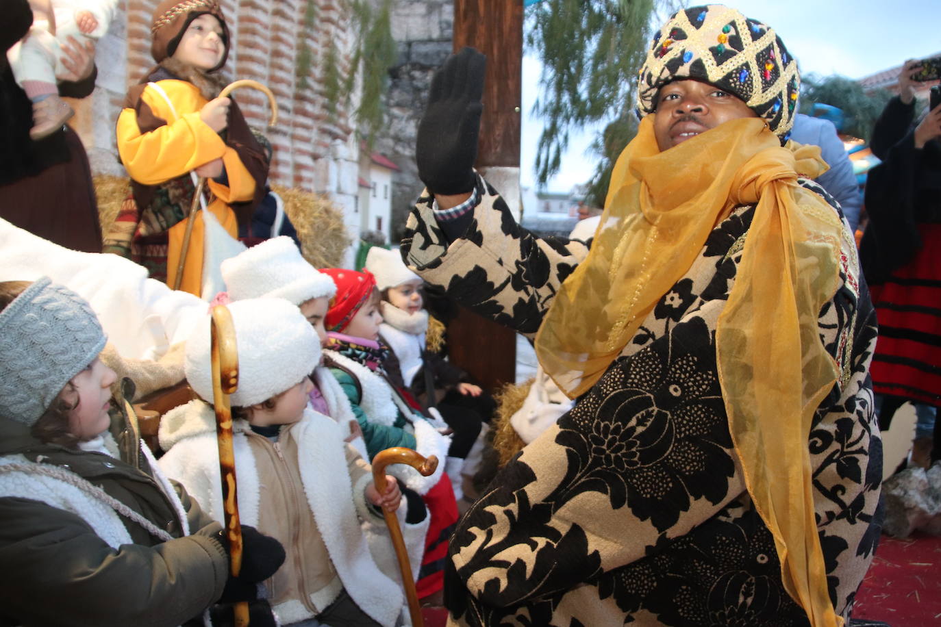 La Cabalgata de Reyes de Cuéllar, en imágenes