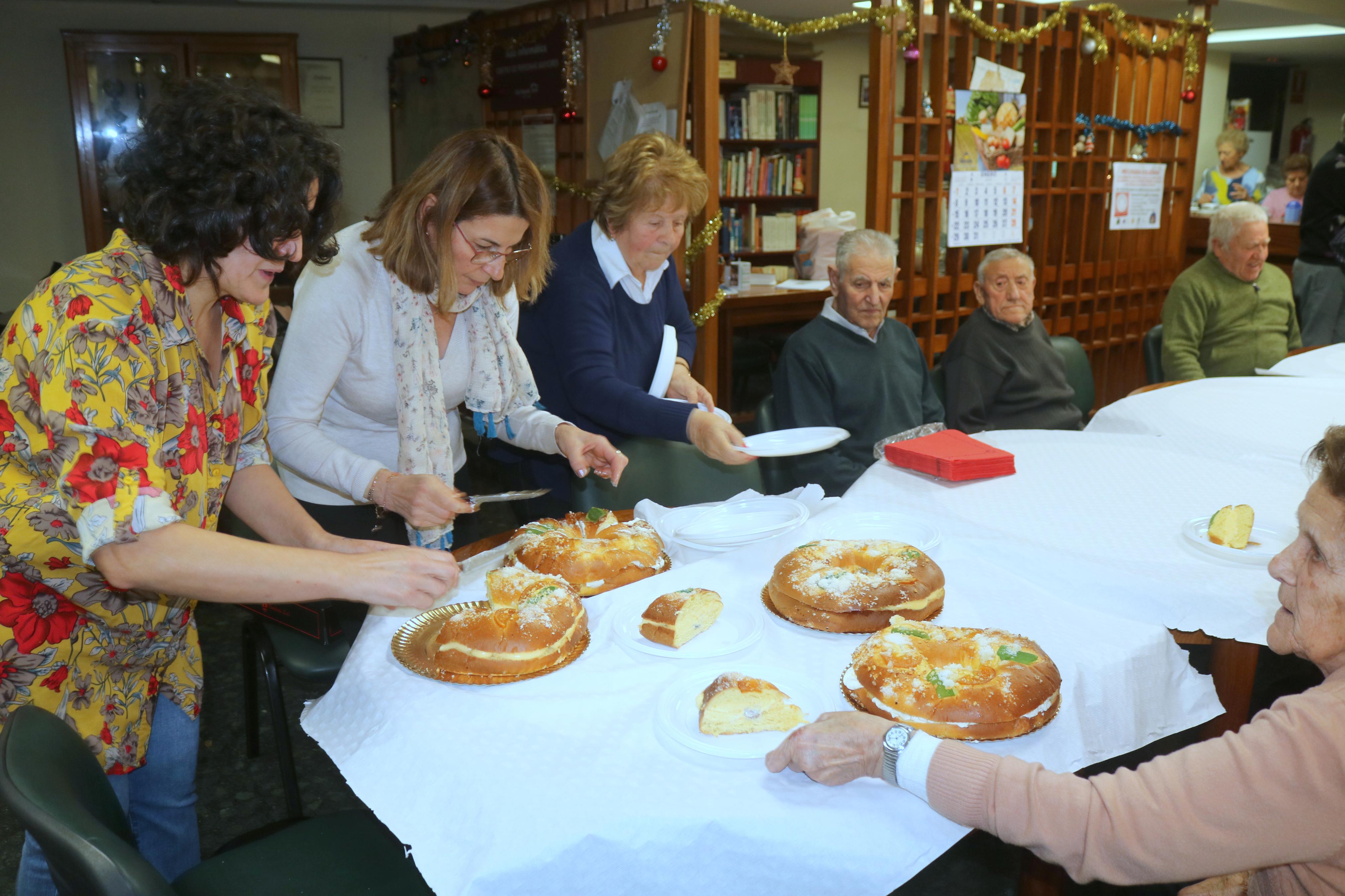 Los Jubilados de Baltanás brindan por el Nuevo Año