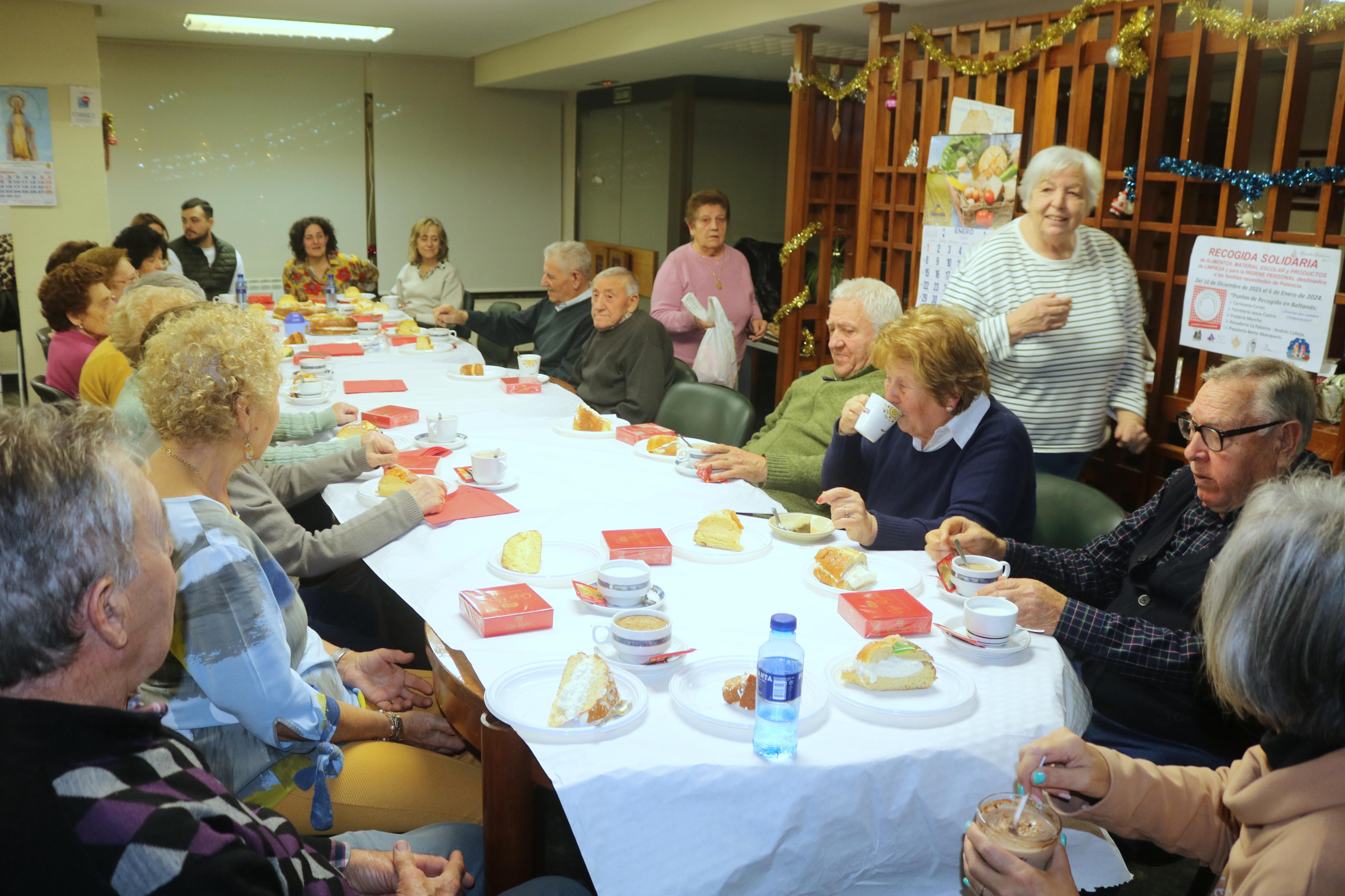 Los Jubilados de Baltanás brindan por el Nuevo Año