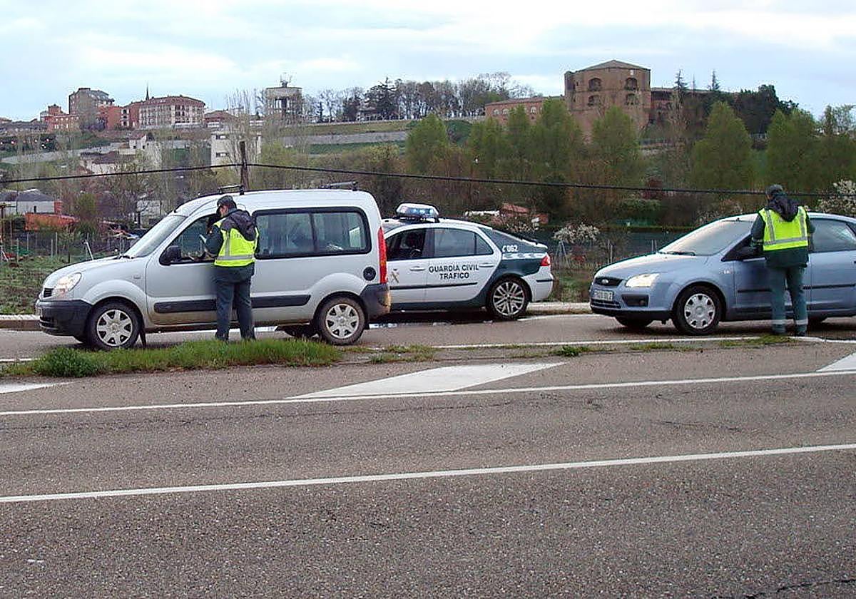 Un control de la Guardia Civil en la provincia de Zamora.