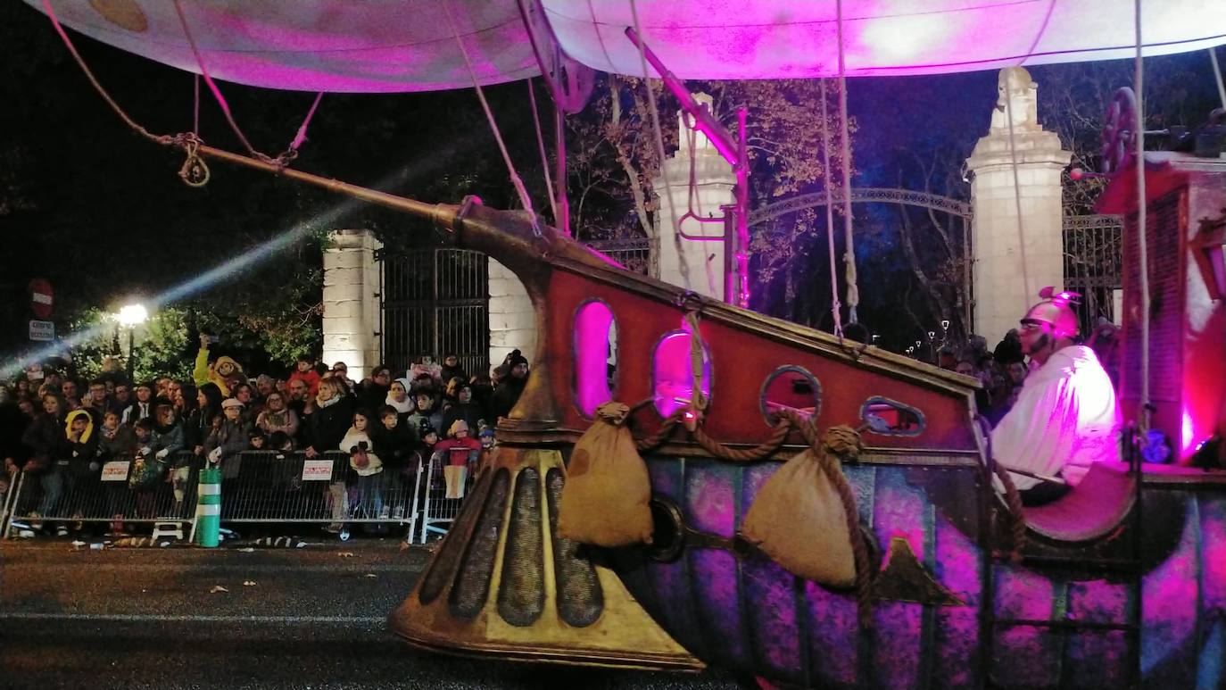 Las imágenes de la cabalgata de los Reyes Magos en Valladolid (4/4)