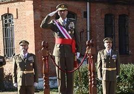 El general De la Pisa preside los actos del día de Santa Barbara en Valladolid.