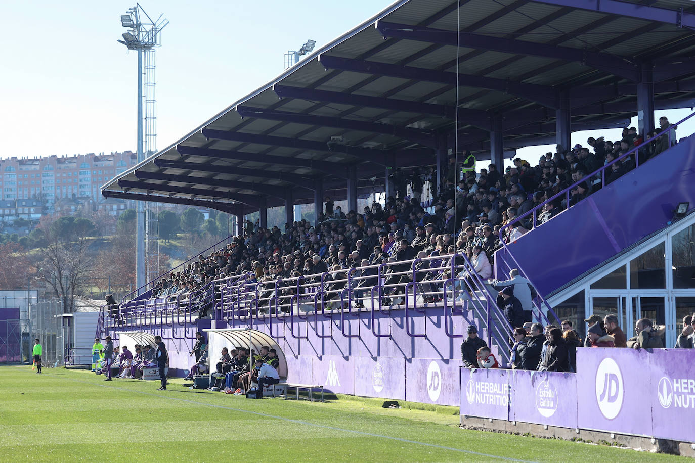 El partido entre el Promesas y el Guijuelo, en imágenes