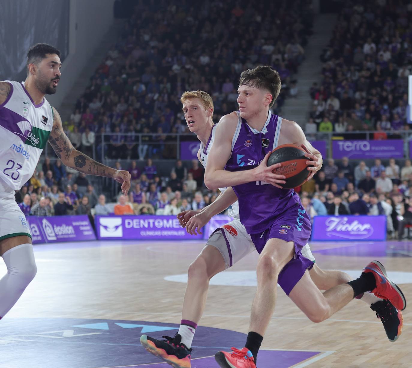 Zunder Palencia 72-86 Unicaja