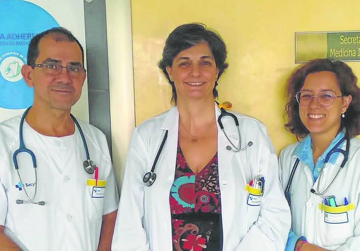 Equipo médico de Medicina Interna del complejo hospitalario.