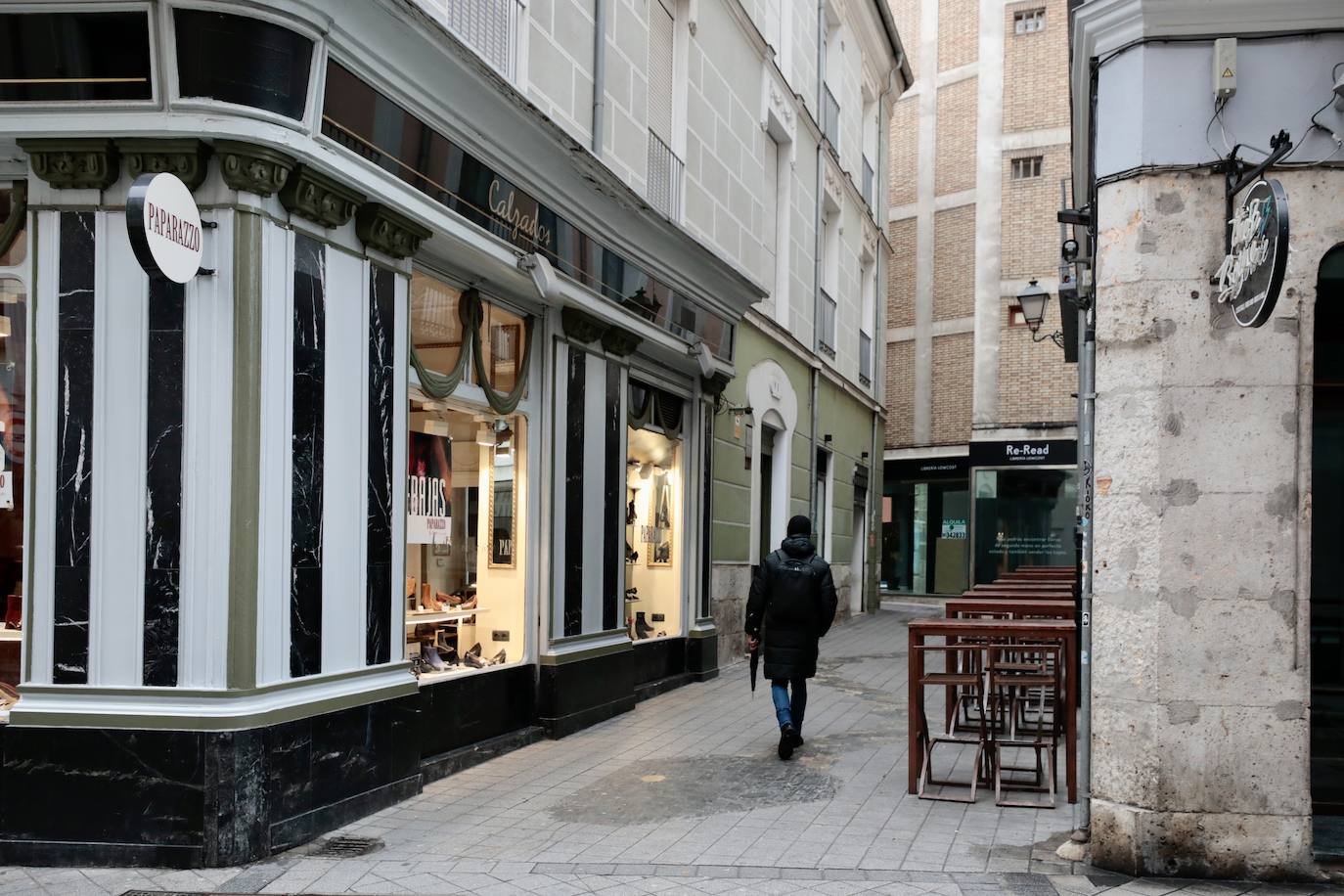 Un paseo en imágenes por la calle Sierpe