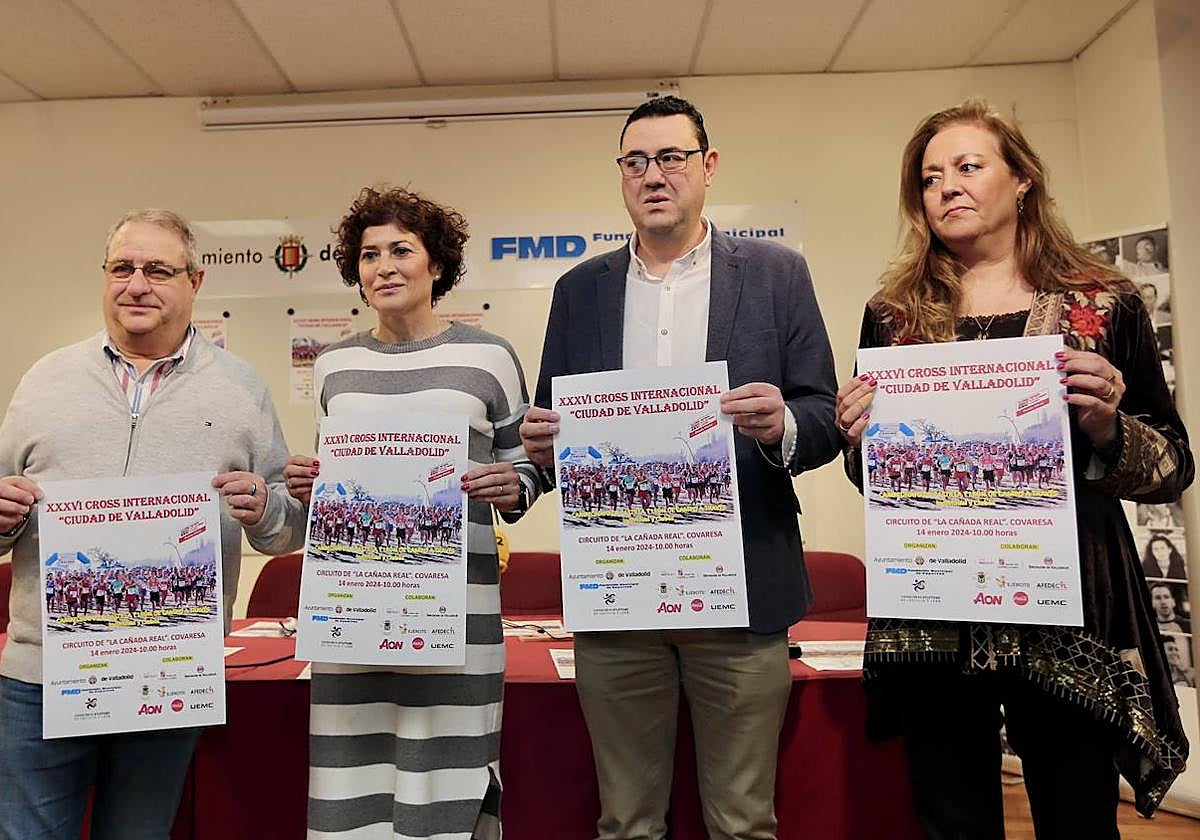 Gerardo García (Federación), Mayte Martínez (Ayuntamiento), Javier González (Diputación) y Carmen Villa (Junta).