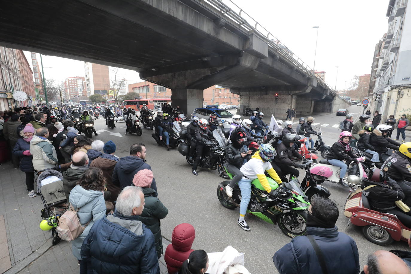 Imágenes del ambiente durante la tarde del sábado en Pingüinos