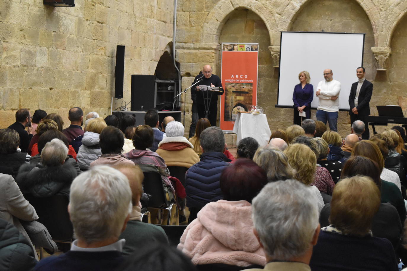 El pianista Óscar Pascasio recoge el Arco de Patrimonio