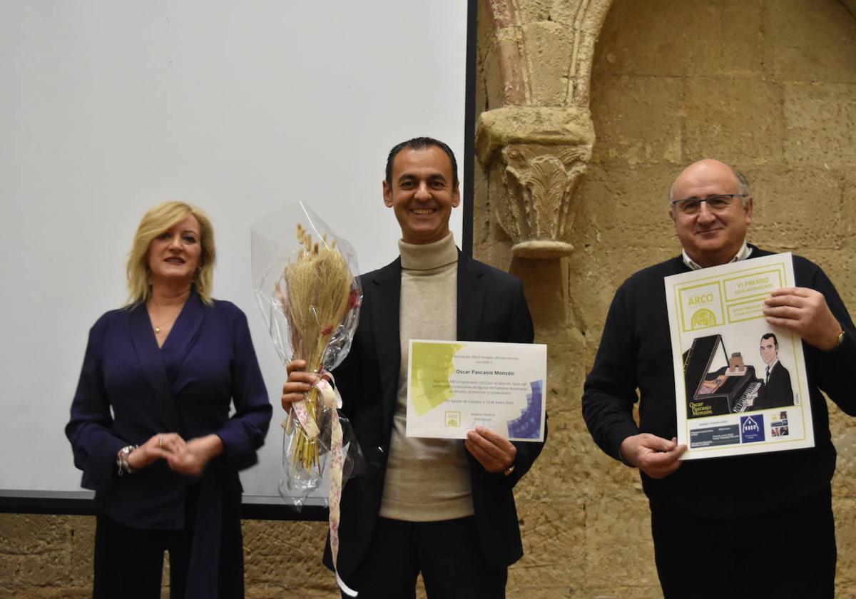 El pianista Óscar Pascasio recoge el Arco de Patrimonio