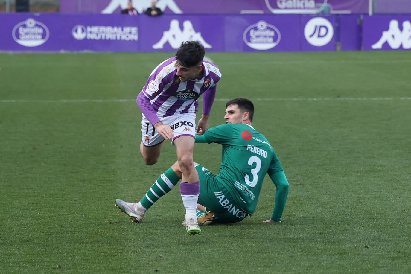 El partido del Promesas frente al Coruxo, en imágenes