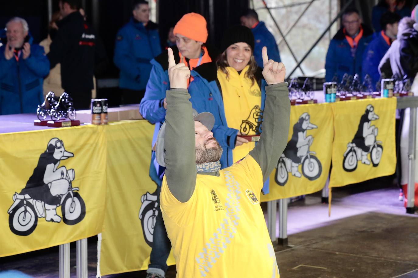 El piloto Víctor López, ganador del Pingüino de Oro