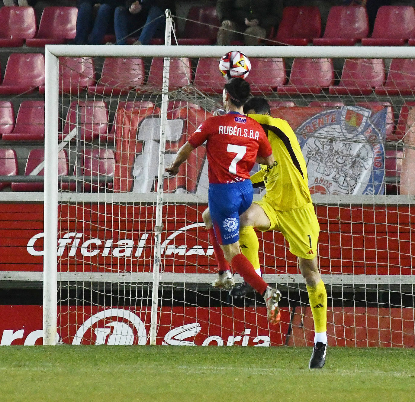 La derrota de la Segoviana en Soria, en imágenes