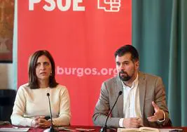 Esther Peña Camarero y Luis Tudanca, en una rueda de prensa en Burgos.