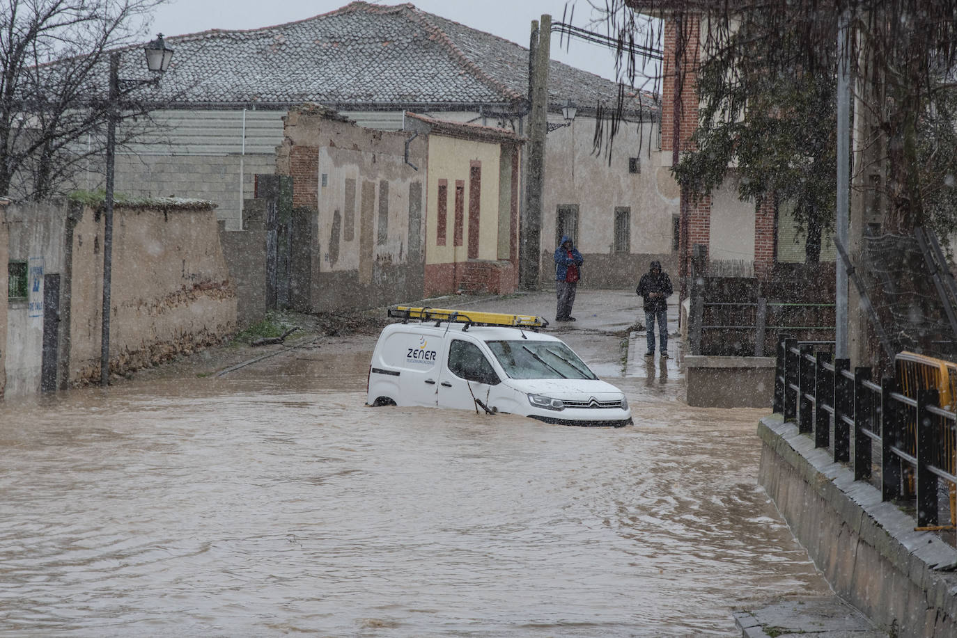 La inundación en Cantimpalos, en imágenes