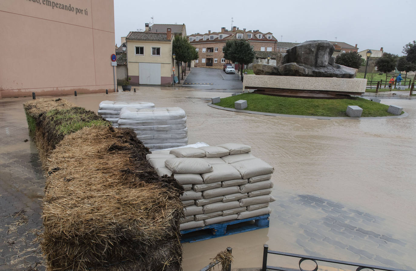 La inundación en Valverde del Majano, en imágenes