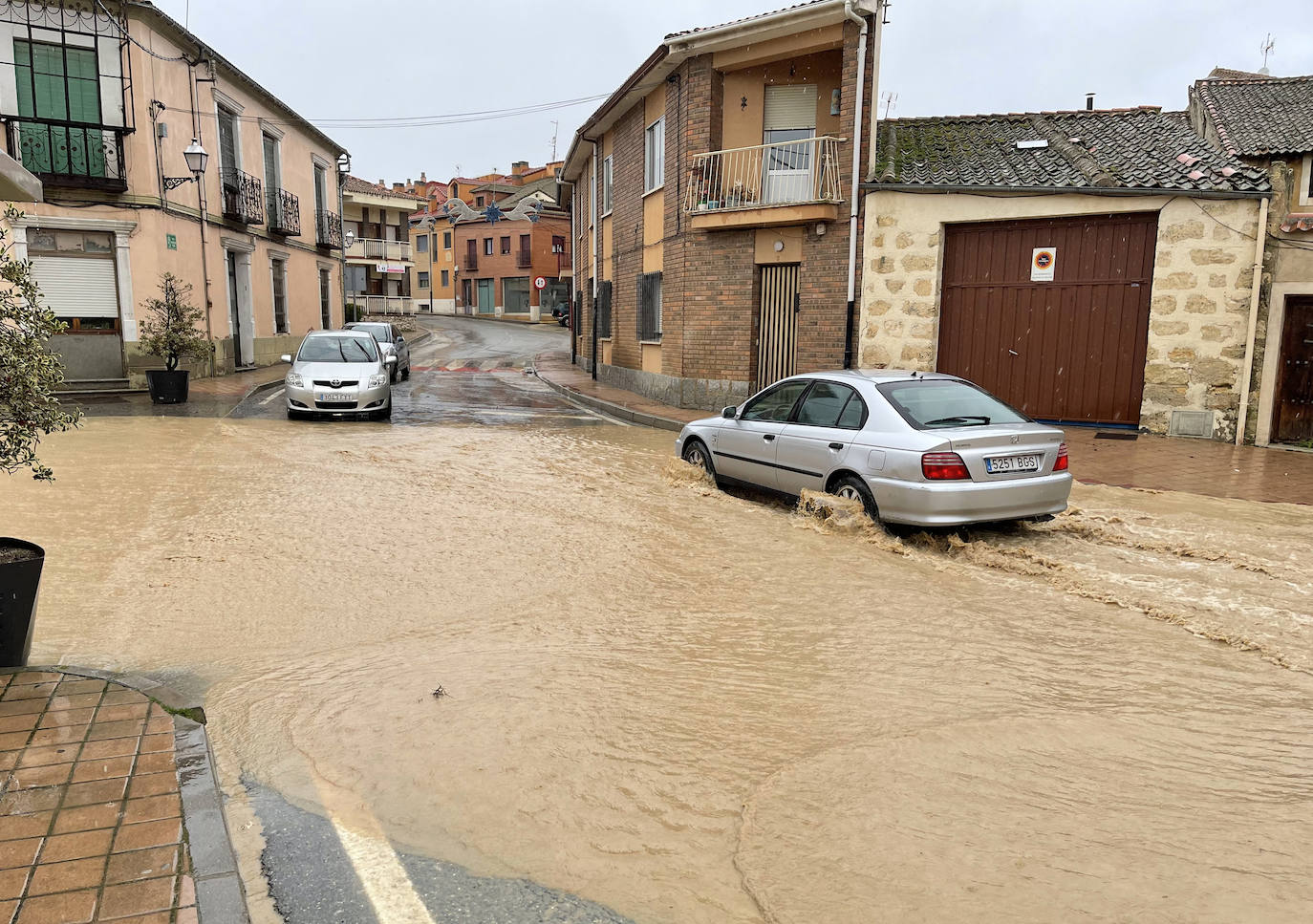 La inundación en Valverde del Majano, en imágenes