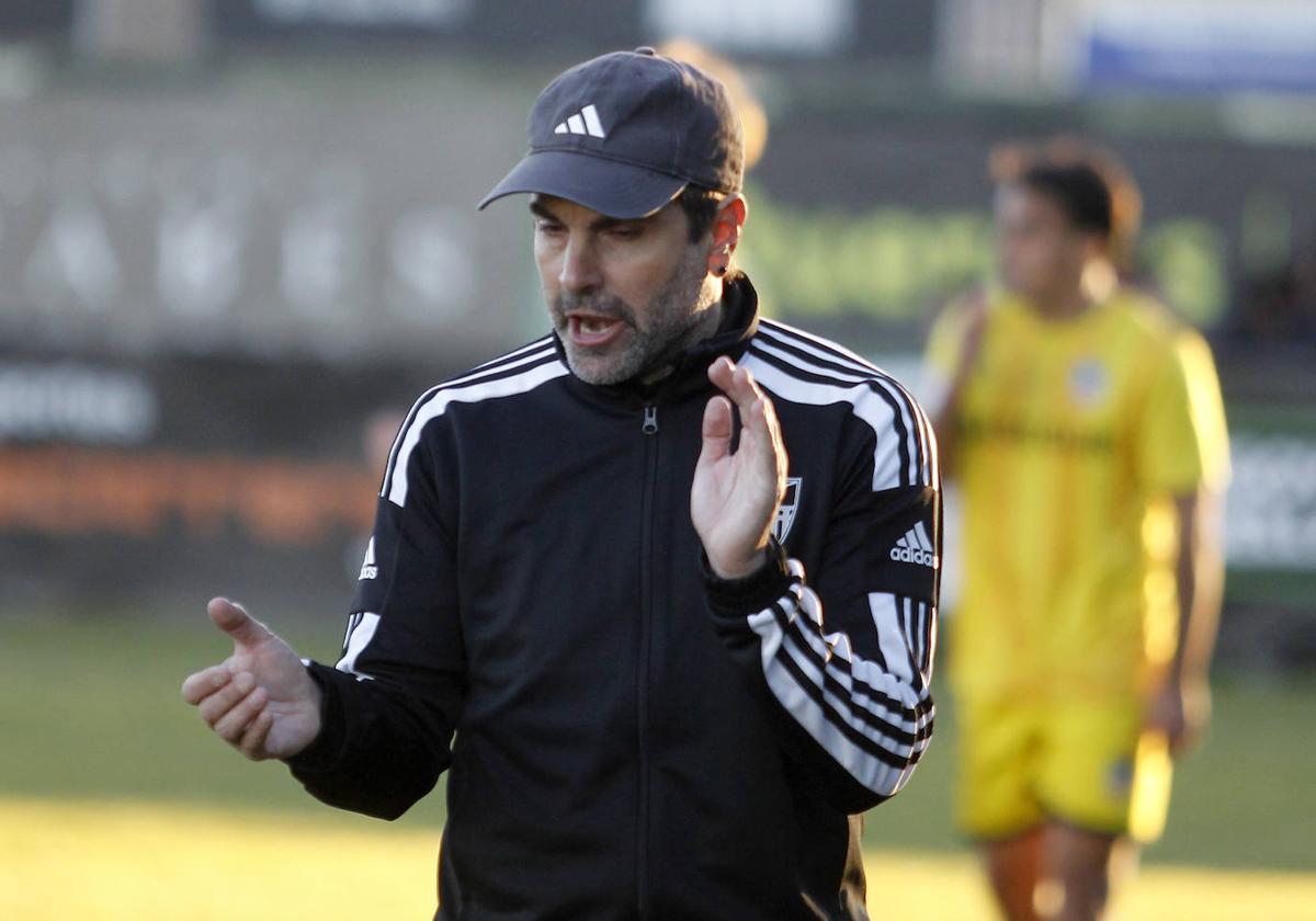 Ramsés Gil, durante el partido ante el Navalcarnero.