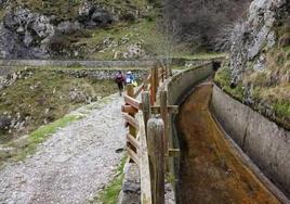 La Ruta del Cares permanecerá cortada hasta el viernes.