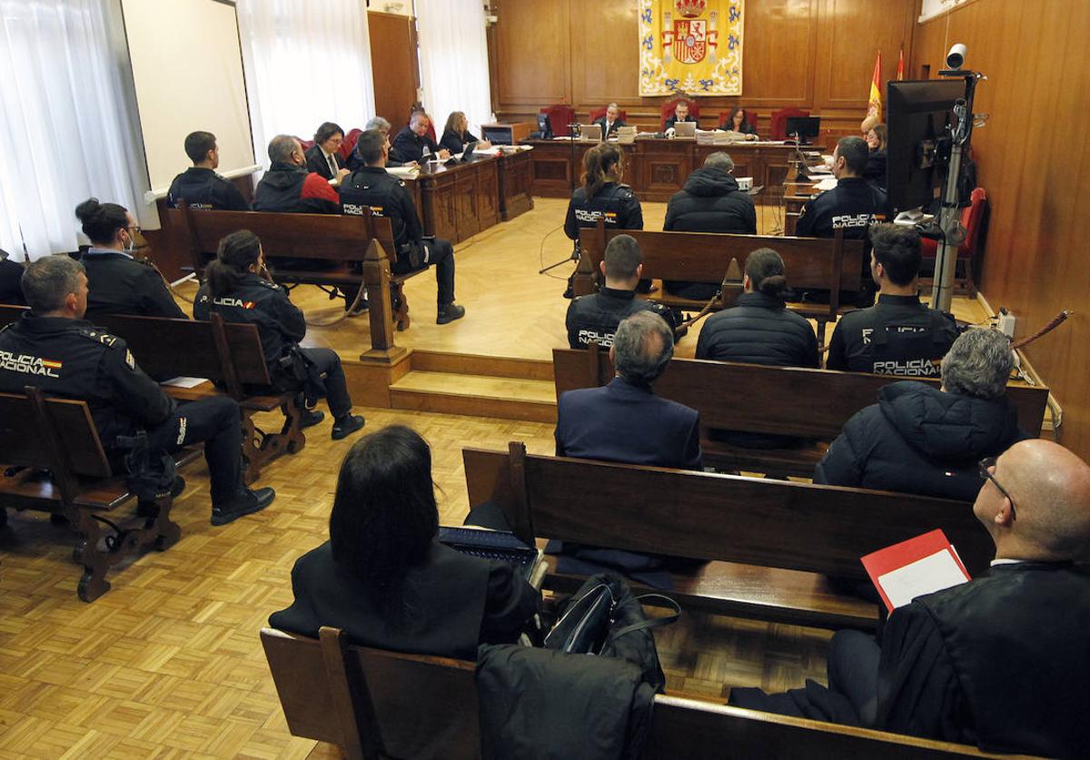 Uno de los momentos del juicio por la operación Río Lobos en la Audiencia Provincial de Segovia, este lunes.