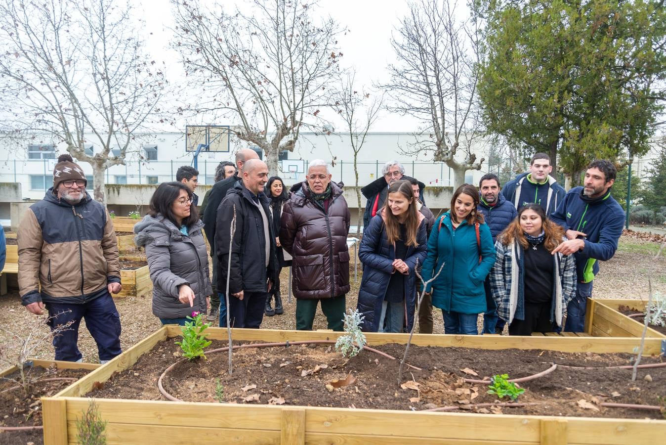 El campus de Palencia inaugura un jardín terapeútico