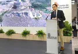 El presidente de la Diputación de Valladolid, Conrado Íscar, presenta el Plan de Sostenibilidad Turística.