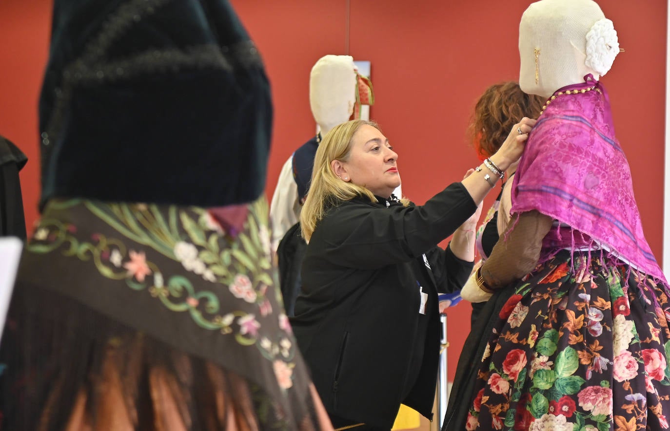 Exposición de trajes tradicionales de la comarca de Valladolid