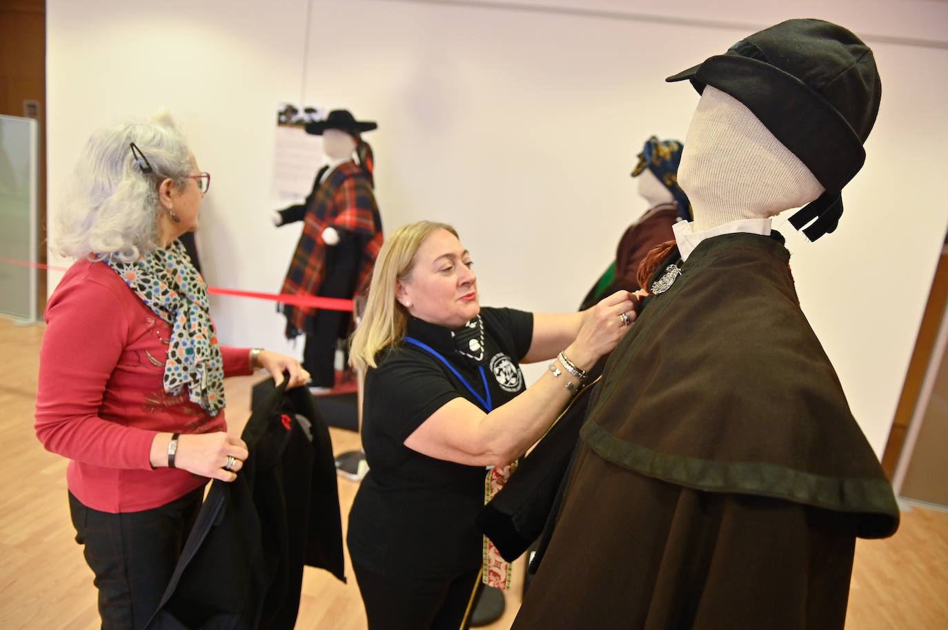 Exposición de trajes tradicionales de la comarca de Valladolid