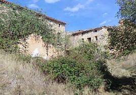 Casas de piedra caliza de Bárcena de Bureba.