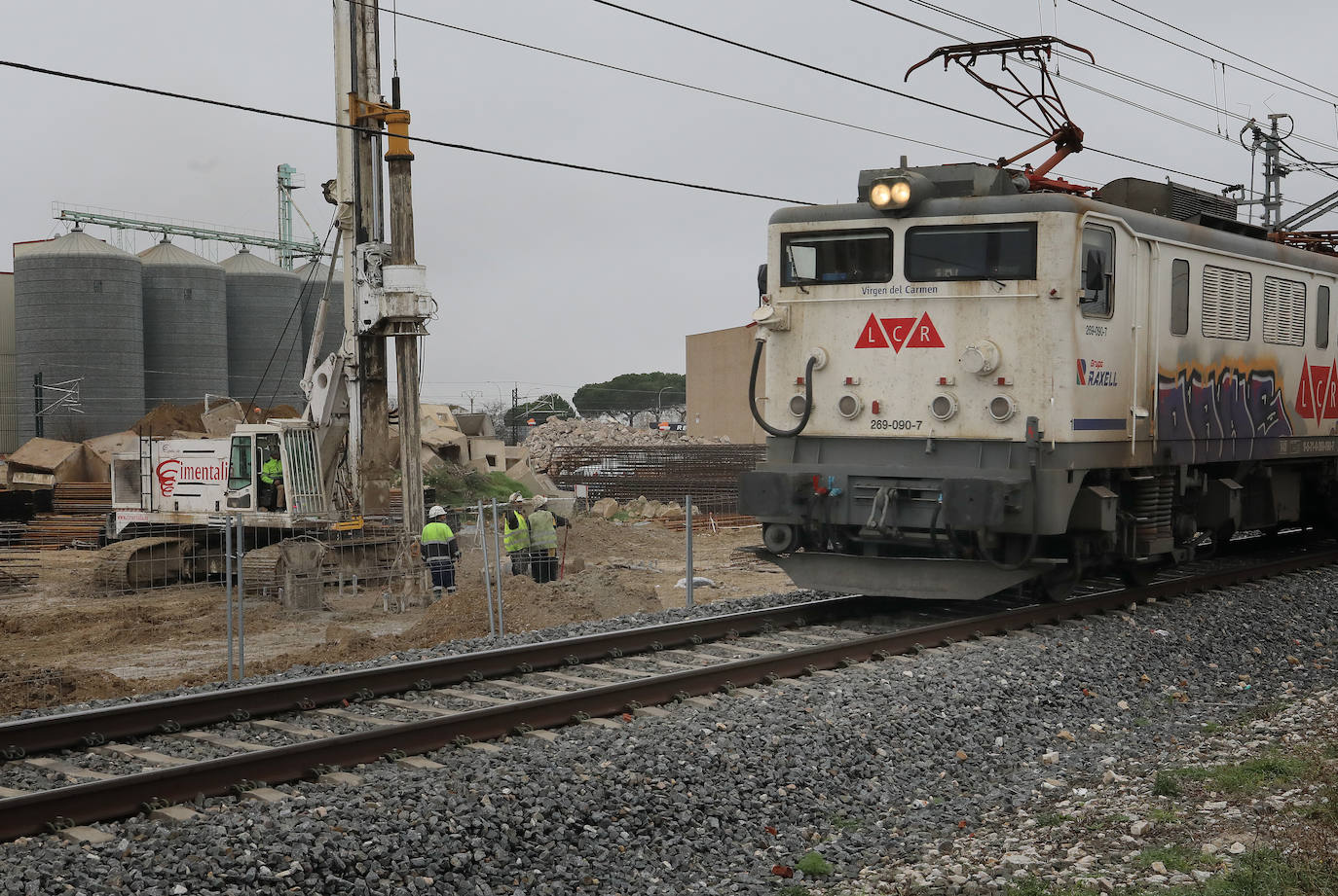 Obras del primer tramo del Ave a Cantabria en las proximidades de Palencia.