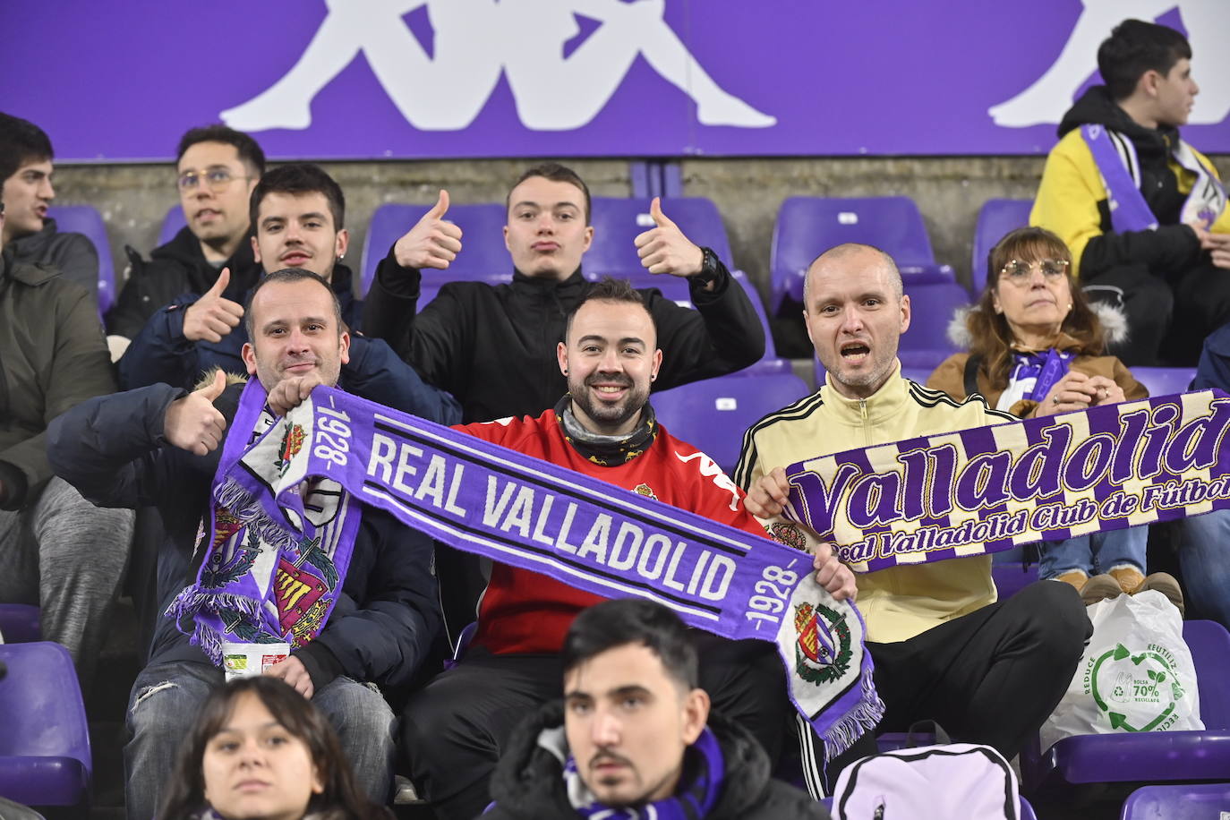 Búscate en la grada del José Zorrilla (1 de 3)